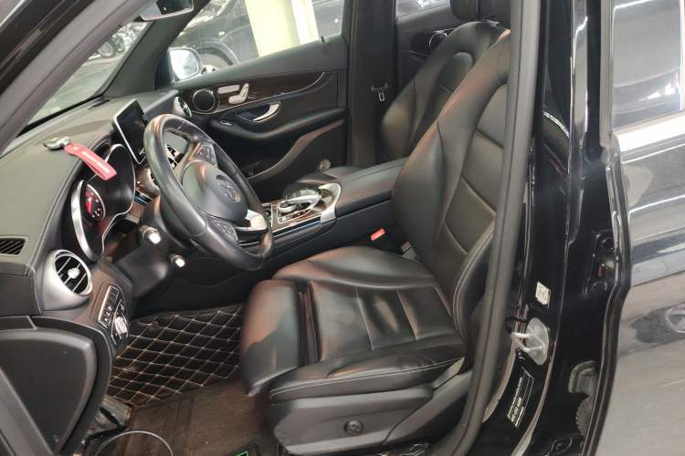 Used Mercedes-Benz GLC 2019 GLC 260 L 4MATIC Luxury Model