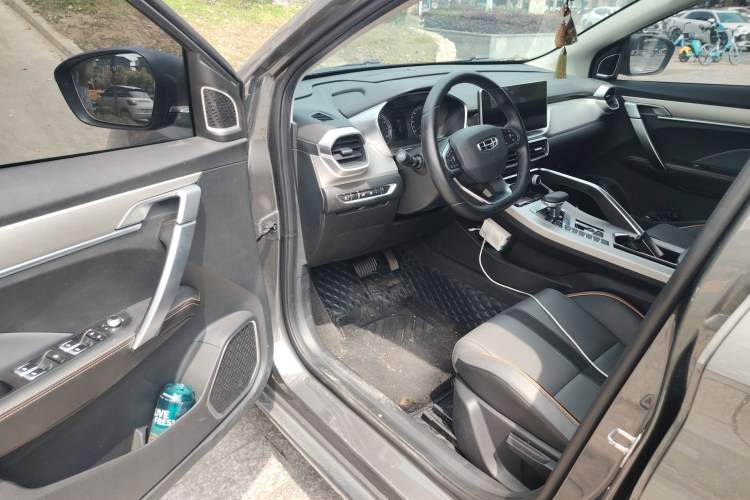 Used Geely Auto Coolray 2023 1.5T DCT Platinum Edition
