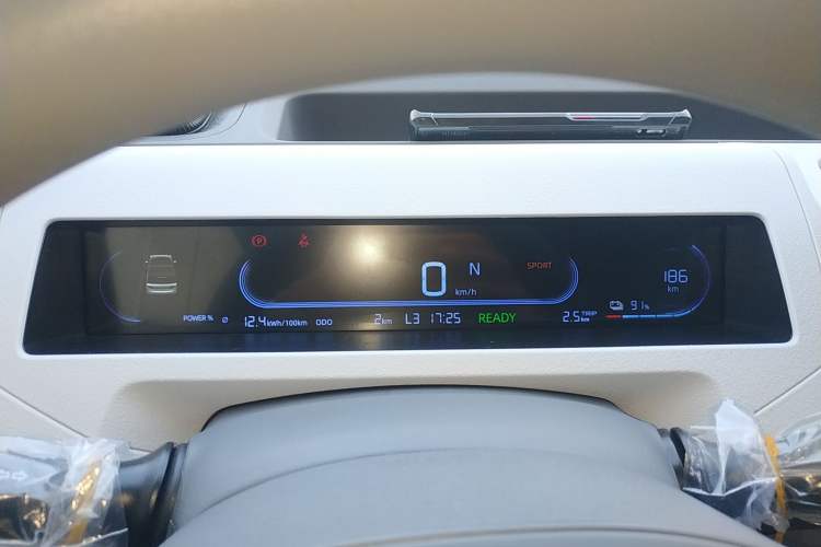 Used Geely Galaxy Panda 2024 Panda Mini 200km Endurance Bear