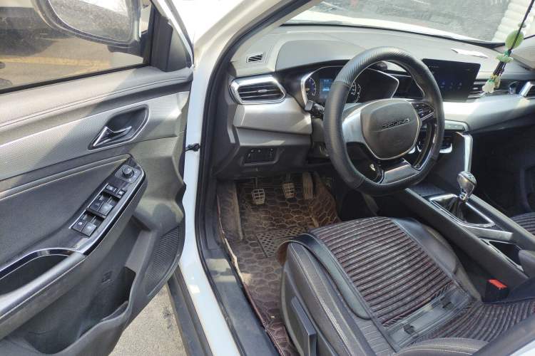 Used BAIC Beijing X3 2019 1.5L Manual Glory Edition