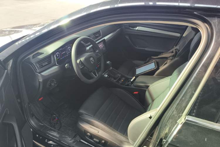 Used Skoda Superb 2024 TSI280 DSG Luxury Edition Driver Seat