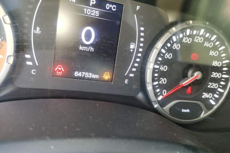 Used Jeep Renegade 2018 Connected Large Screen Version 180TS Automatic High-Energy Edition
