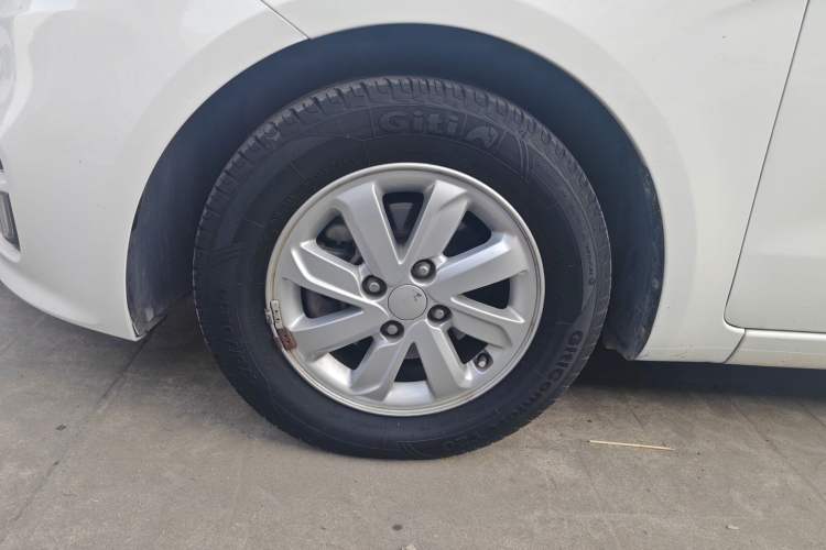 Used Kia K2 2015 Sedan 1.4L Automatic GLS