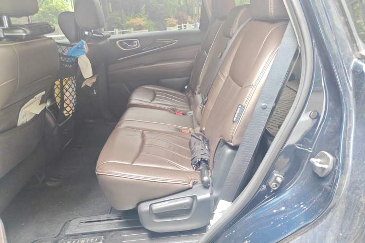 Used Infiniti QX60 2018 2.5 S/C Hybrid Two-Wheel-Drive Excellence Edition China VI Standard
