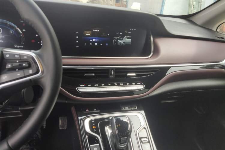 Used GAC Trumpchi M6 2023 PRO 270T DCT Prestige Edition Audio And AC Panel