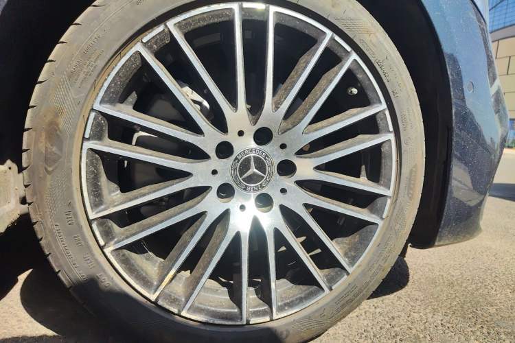 Used Mercedes-Benz C-Class 2024 Second Facelift C 260 L Sport Edition
