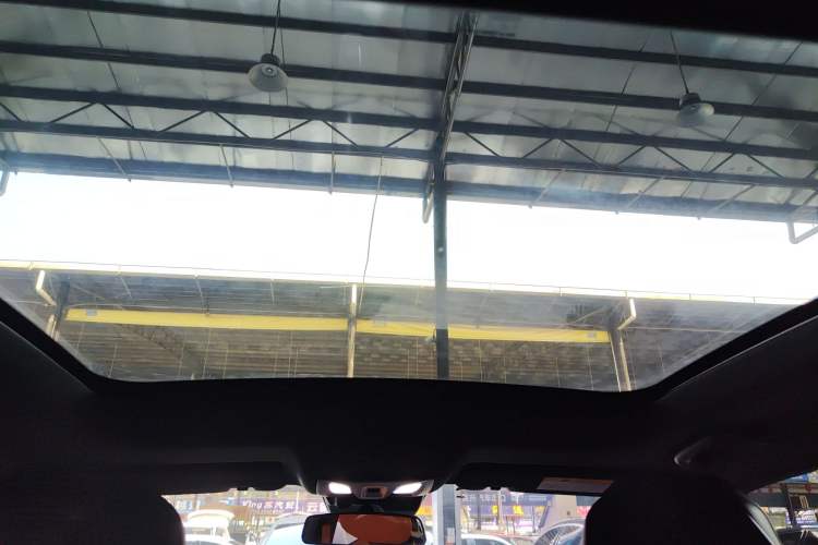 Used CHANGAN UNI-V 2022 1.5T Prestige Version Headliner