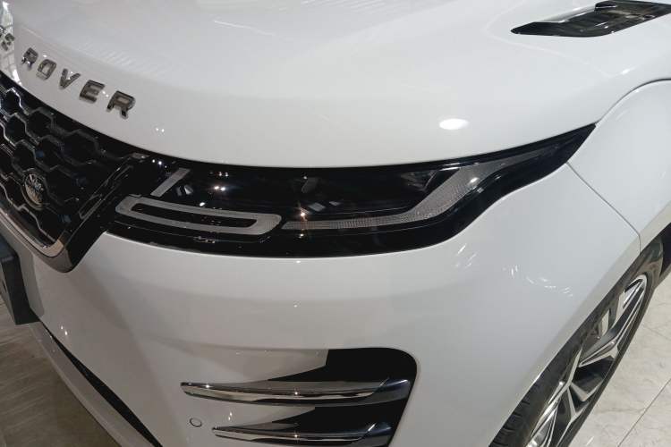 Used Land Rover Range Evoque 2021 Range Rover Velar 249 PS R-Dynamic S Performance Edition
