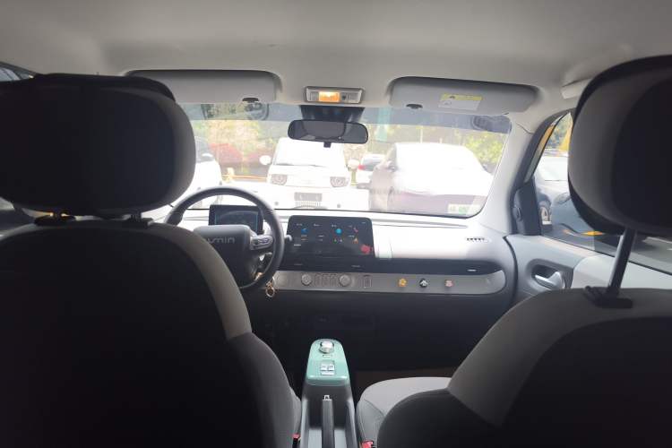 Used CHANGAN NEVO Lumin 2022 155 km – Refreshingly Sweet Edition Headliner