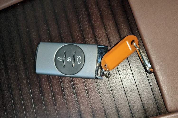 Used EXEED Lanyue 2023 400T Four-Wheel Drive Star Prestige 7-Seater Vehicle Key