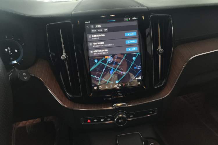 Used Volvo XC60 2024 B5 4x4 Smart Luxury Edition
