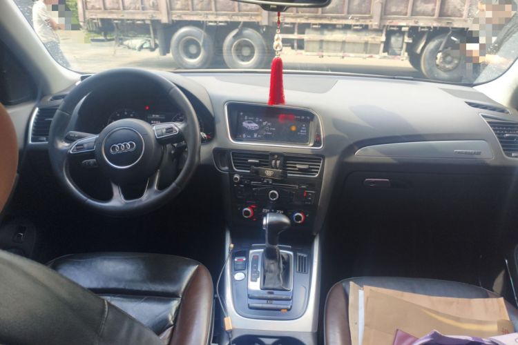 Used Audi Q5 2016 40 TFSI Comfort Model
