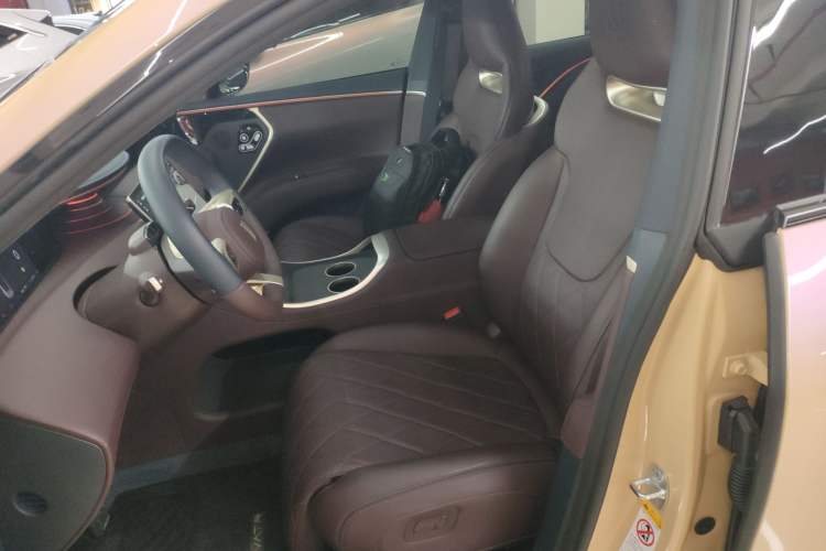 Used Avatr 11 2025 Year Updated Max Extended-Range Version