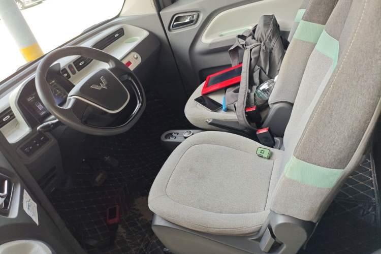 Used Wuling Hongguang MINIEV 2022 Macaron Premium Model – Lithium Iron Phosphate