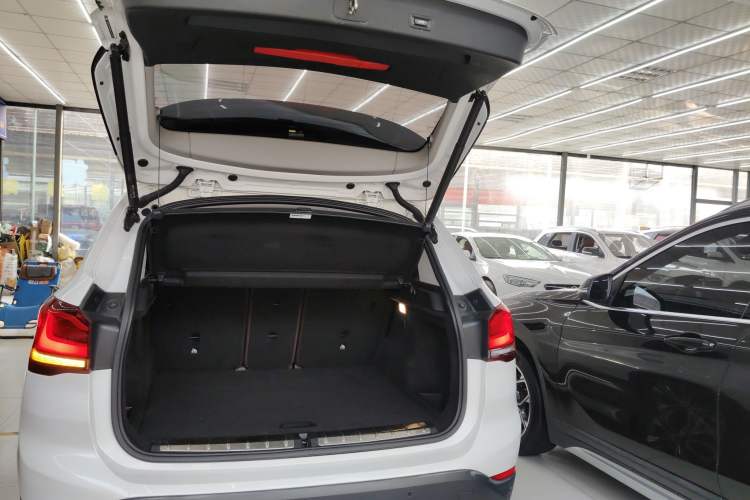Used BMW X1 New Energy 2020 xDrive30Le Premium Edition Trunk