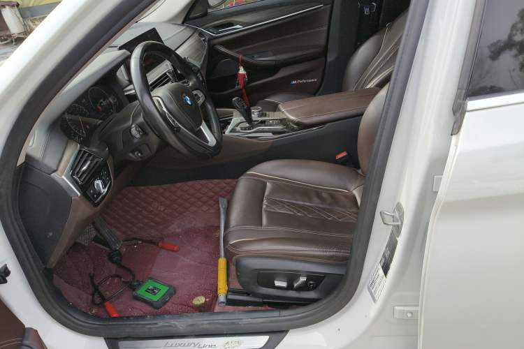 Used BMW 5 Series 2018 Facelifted 530Li Luxury Edition Premium Package
