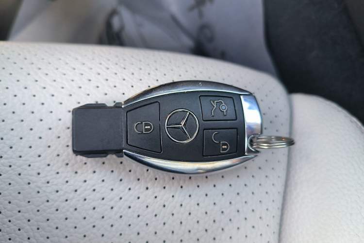 Used Mercedes-Benz C-Class 2015 C 200 L 4MATIC Sport Edition
