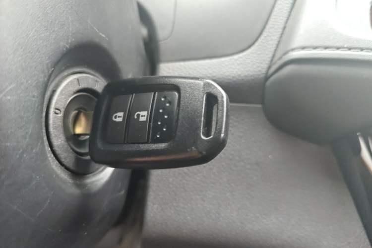 Used Honda Vezel 2015 1.5L CVT two-wheel drive Comfort trim
