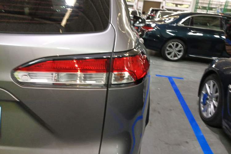 Used Toyota Corolla Cross 2024 2.0L Pioneer Edition
