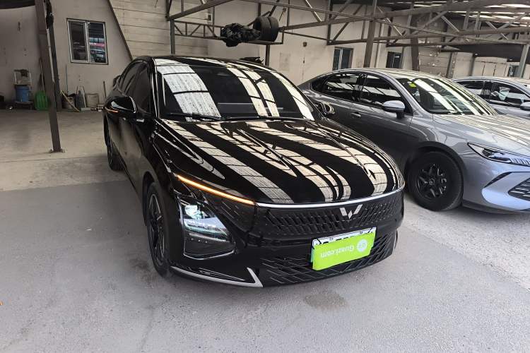 Used Wuling Xingguang 2024 Co-Creation Edition 150 Flagship Model Front Right 45 Deg