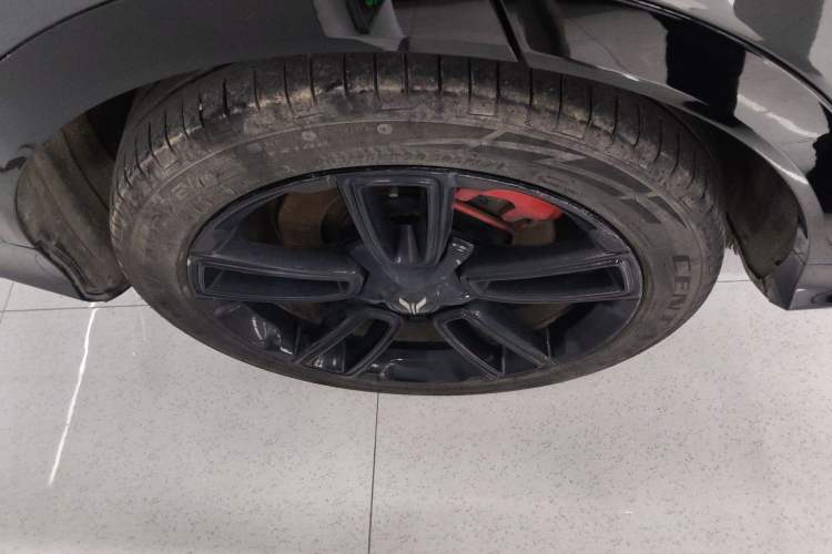 Used VOYAH FREE 2025 318 318 km Rear-Drive Touring Edition Right Rear Wheel Hub