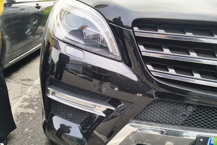 Used Mercedes-Benz M-Class 2012 ML 350 Sport Edition Right Front Headlight