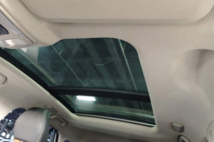 Used Zotye T300 2017 1.5T CVT Luxury Model
