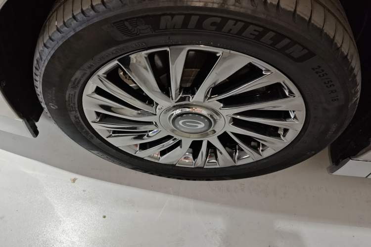 Used GAC Trumpchi M8 2023 Zongshi Series 400T Flagship Edition Left Front Wheel Hub