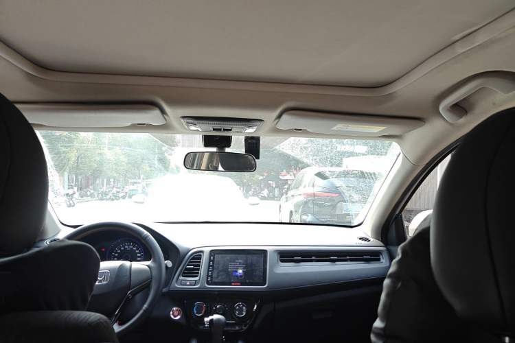 Used Honda Vezel 2020 1.5L CVT Pioneer Edition