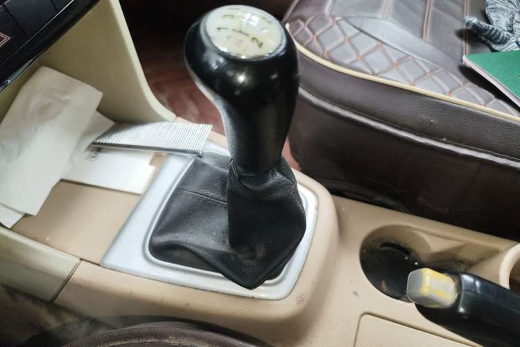 Used CHANGAN KAICHENG Ounuo S 2012 1.5L Standard Version