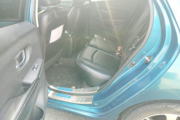 Used Nissan Lannia 2016 1.6L CVT Cool Edition