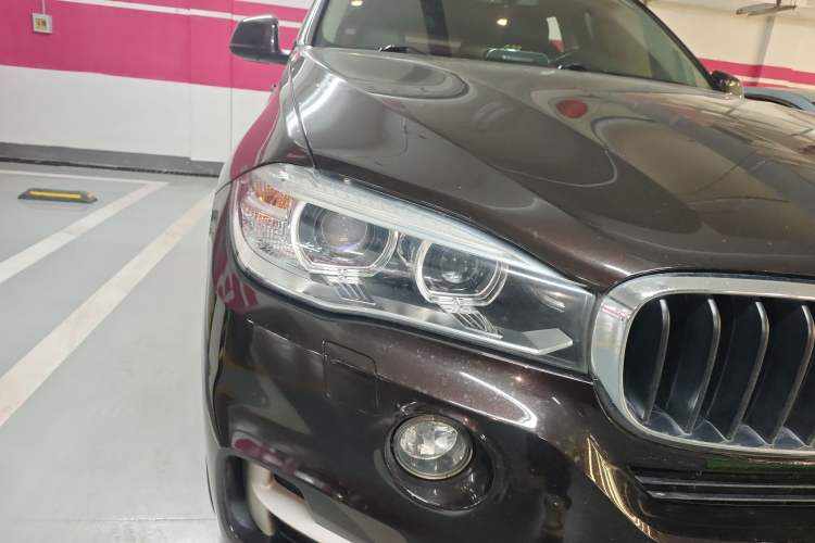 Used BMW X5 2015 xDrive28i
