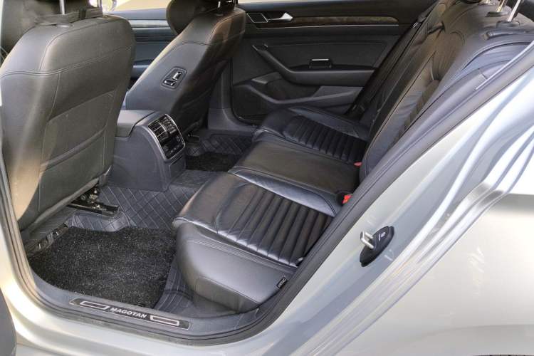 Used Volkswagen Magotan 2018 Facelift 330TSI DSG Luxury Model