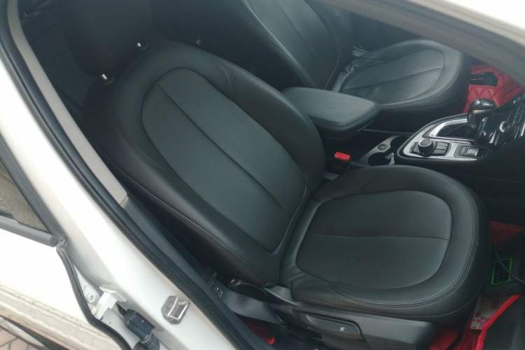 Used BMW 2 Series Active Tourer 2016 218i Fashion Model
