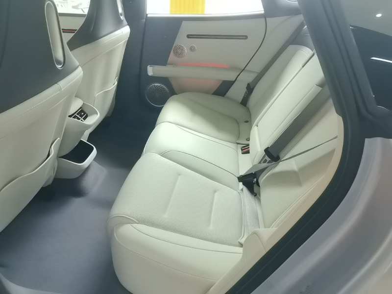 Used Avatr 06 2025 Max All-Electric Version — 16