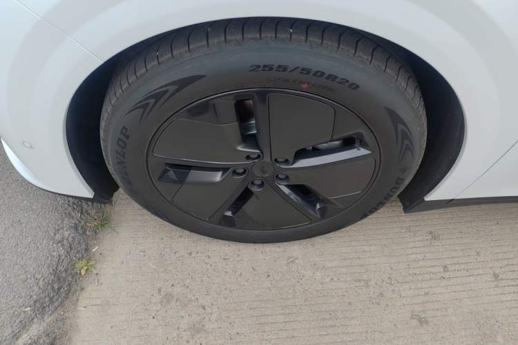 Used Li Auto i6 2025 Model Two-Wheel-Drive Standard Type