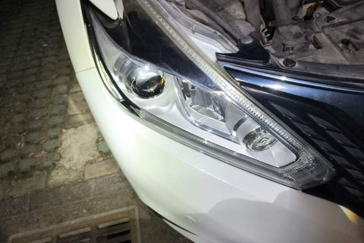 Used Nissan Murano 2019 2.5L XL Two-Wheel Drive Smart Connect Luxury Edition China VI Standard