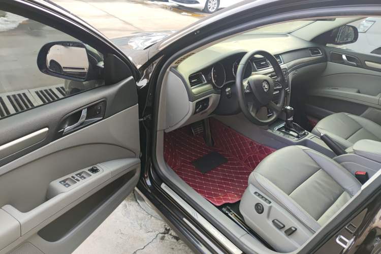 Used Skoda Superb 2013 1.8TSI Automatic Yashi Edition