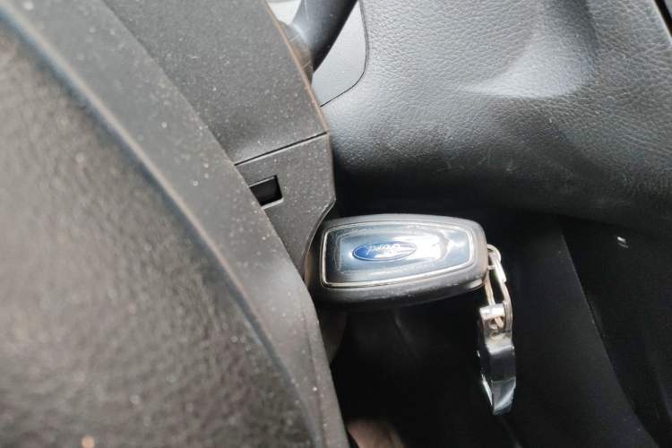 Used Ford Focus 2017 Hatchback 1.6L Automatic Fashion Edition Smart Drive Version