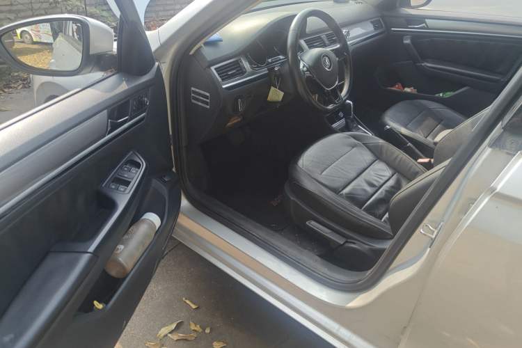 Used Volkswagen Bora 2016 1.6L Automatic Comfort Model Driver Seat