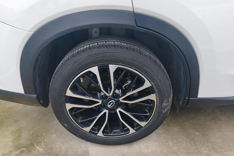 Used GAC Trumpchi GS4 PLUS 2023 390T Automatic Nebula Edition Exterior 5