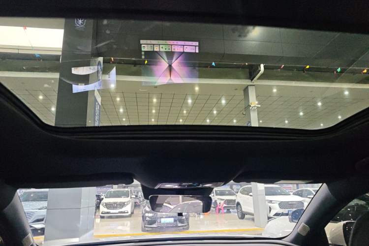 Used BYD Qin L 2025 DM-i Smart Drive 120KM Superior Model Headliner