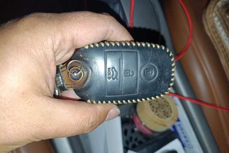 Used Kia Sportage R 2015 2.0L Automatic Two-Wheel Drive GLS Vehicle Key