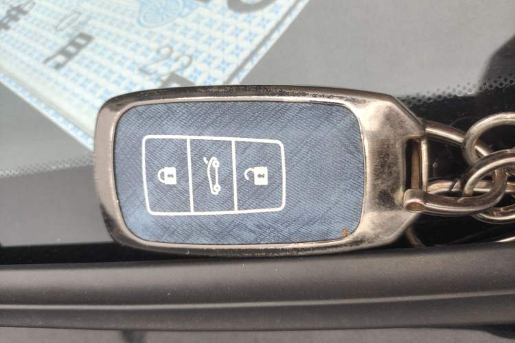 Used Dongfeng Aeolus Yixuan 2023 Mach Edition 1.5T Automatic Champion Version Vehicle Key