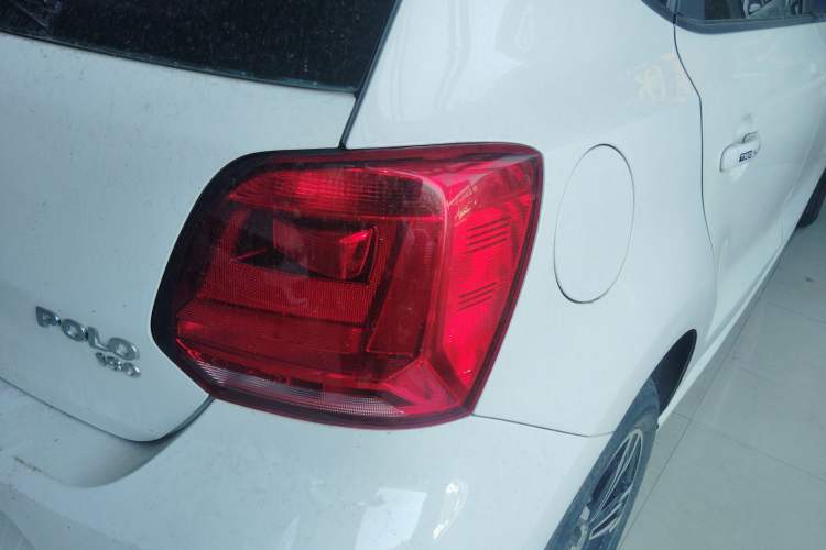 Used Volkswagen Polo 2016 1.6L Automatic Comfort Model Right Rear Taillight