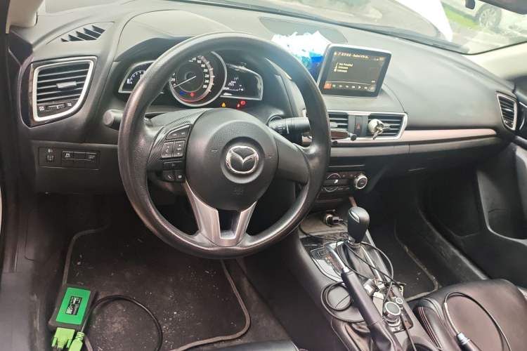 Used Mazda Mazda 3 Axela 2016 Sedan 1.5L Automatic Luxury Model