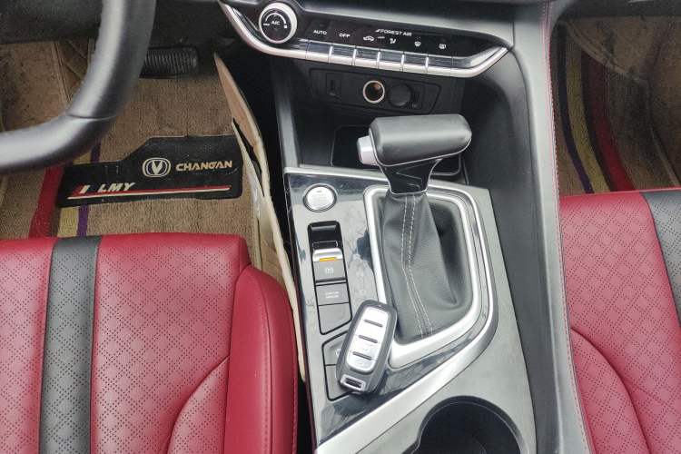 Used CHANGAN Eado 2021 PLUS Blue Whale NE 1.4T GDI DCT Prestige Model Gear Lever