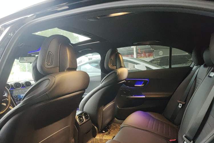 Used Mercedes-Benz C-Class 2024 C 200 L Sport Edition Headliner