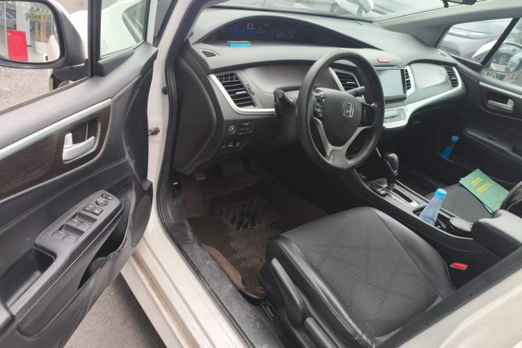 Used Honda Jade 2014 1.8L Automatic Comfort Elite Version 5 Seats Driver Seat