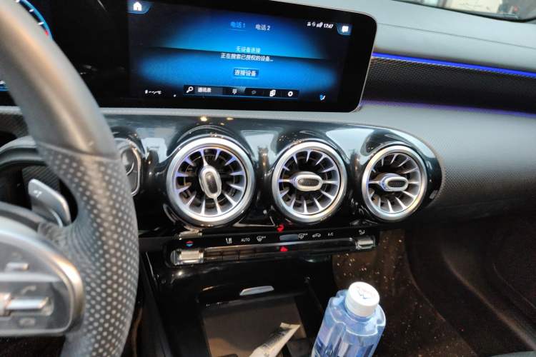 Used Mercedes-Benz A-Class 2020 Restyled A 200 L Sport Sedan Fashion Version Audio And AC Panel